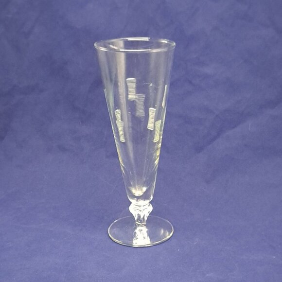Vintage Etched Pilsner Beer Glass With Geometric Design - Picture 2 of 9